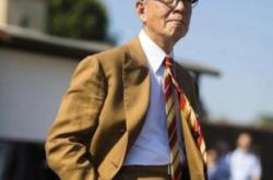 赤峰東郊西服店電話號(hào)碼查詢