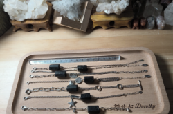 赤峰黑碧璽石廠家電話號(hào)碼