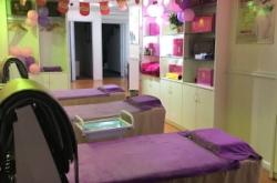 赤峰維納美容院電話多少號