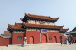 赤峰寶峰禪寺聯(lián)系電話