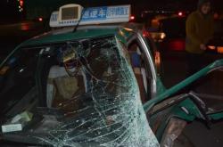 赤峰易豐運(yùn)車隊電話號碼查詢