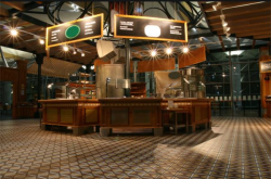 赤峰菲斯特酒吧電話多少號(hào)