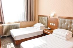 赤峰清真農(nóng)家樂電話多少號