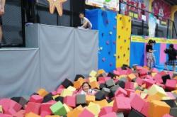 赤峰市蹦床館電話號(hào)碼多少