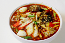 赤峰張老五麻辣燙電話號碼