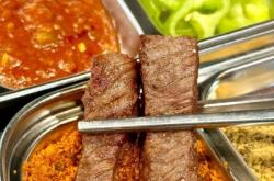 赤峰燒烤店電話號(hào)碼多少號(hào)