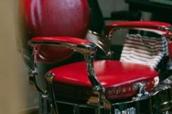 赤峰美式理發(fā)館電話多少號