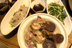 赤峰紅山萬達(dá)飲品店電話號碼