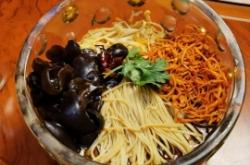 赤峰塞娜奶茶館電話號碼多少