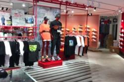 赤峰國潮店鋪電話多少啊