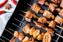 赤峰三峰肉店電話號(hào)碼查詢是多少