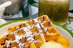 赤峰哆啦甜品電話號碼查詢是多少