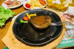 赤峰萬悅城樓下美食店電話號(hào)碼