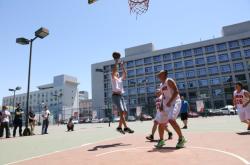 赤峰狼王籃球館電話多少號