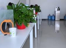 赤峰桶裝水團(tuán)購電話號碼查詢