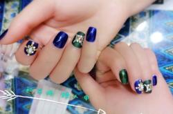 赤峰藝谷美發(fā)店電話地址查詢