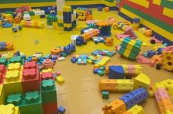 赤峰萬悅廣場淘氣堡電話號碼