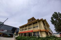 赤峰美術(shù)學(xué)校咨詢電話是多少號(hào)