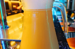 赤峰永夜酒館地址電話號(hào)碼查詢