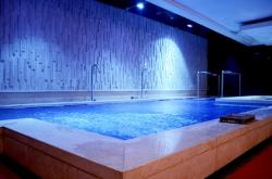 赤峰哪里還有游泳池啊電話多少