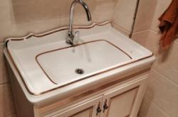 赤峰安裝電視柜師傅電話號(hào)碼