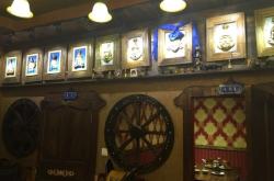 赤峰市紅旗中學(xué)餐廳電話號碼