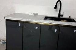 赤峰安裝廚房門(mén)師傅電話號(hào)碼