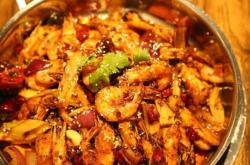 赤峰新城美食飯店電話多少