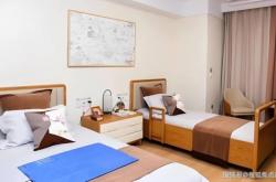 赤峰大廟招待所地址電話號碼