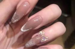 赤峰鋼鐵街美甲電話號碼