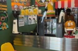 赤峰美食打卡網(wǎng)紅店電話號碼