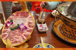 赤峰超大火鍋店電話號碼