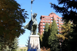 赤峰農(nóng)牧學(xué)校籃球場(chǎng)電話號(hào)碼