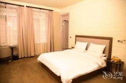 赤峰津?yàn)尘频觌娫捥?hào)碼查詢是多少