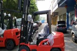 赤峰市林東叉車出租電話號(hào)碼