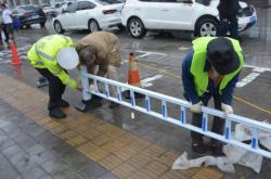 赤峰新城停車廠地址電話號碼