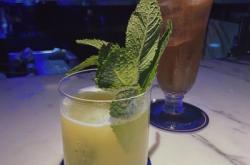 赤峰藍(lán)山音樂(lè)酒吧電話號(hào)碼多少