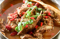 赤峰火花路羊骨頭館電話號(hào)碼