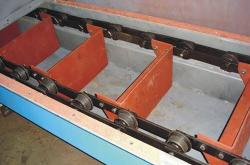 赤峰輸送機(jī)定制公司電話號(hào)碼