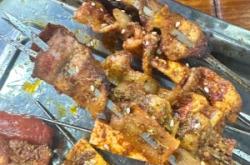 赤峰街溜子燒烤店電話號(hào)碼