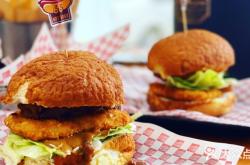 京津炸雞赤峰店電話多少號(hào)