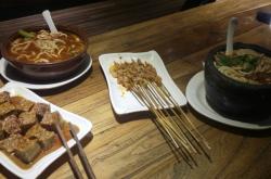 赤峰華聯(lián)盒飯電話號(hào)碼多少號(hào)