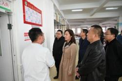 赤峰市經(jīng)貿(mào)委電話號(hào)碼