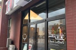 赤峰酒館摩爾城電話號碼多少