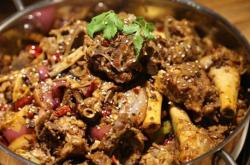 赤峰奇葩美食店電話號(hào)碼查詢