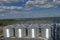 赤峰鋼板倉(cāng)公司