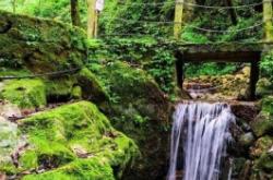 赤峰馬架子彩虹漂流電話號碼