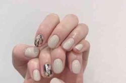 赤峰閨秀美甲店電話號(hào)碼查詢