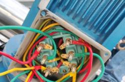 赤峰大型叉車維修點(diǎn)電話號(hào)碼