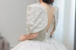 赤峰麻豆女裝專賣(mài)店電話號(hào)碼